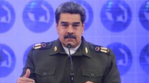Maduro denuncia planes gestados desde Colombia para robar armamento de la República