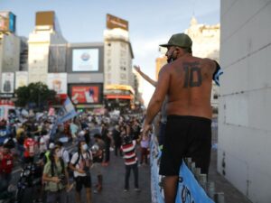 Marcha en Argentina por Maradona: 'No se murió, lo mataron' #10Mar - AlbertoNews