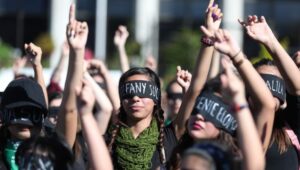Marcha previa a Día Internacional de la Mujer termina con destrozos en Guatemala - AlbertoNews