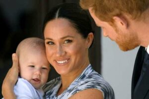 Meghan Markle sugirió que el racismo explica por qué su hijo Archie no es príncipe: qué dice el protocolo real británico - AlbertoNews