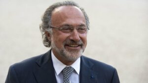 Murió en un accidente de helicóptero el político y empresario francés Olivier Dassault - AlbertoNews