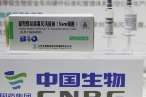 Oficialismo aprobó uso de vacuna china de Sinopharm para la covid-19