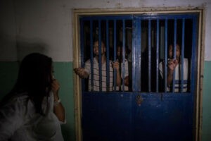 Pacientes psiquiátricos en Venezuela viven un perturbador confinamiento sin tratamiento y desatención - AlbertoNews