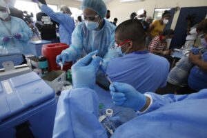 Panamá, con 5.871 muertes por covid-19 y 342.019 casos, recibirá más vacunas #2Mar - AlbertoNews