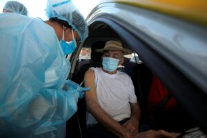 Panamá ha aplicado más de 300.000 dosis de la vacuna anticovid en dos meses #20Mar - AlbertoNews