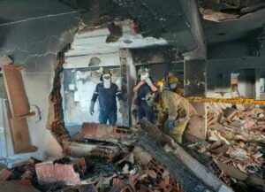 Pánico en un sector de Valencia por explosión en un apartamento