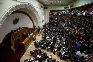Parlamento legítimo instaló Comisión Permanente de Medios para continuar en defensa de la libertad de expresión - AlbertoNews
