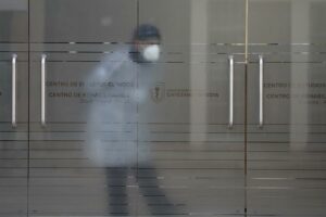 Perú supera 1,4 millones de casos y Lima pasa de nivel 'extremo a muy alto' #12Mar - AlbertoNews