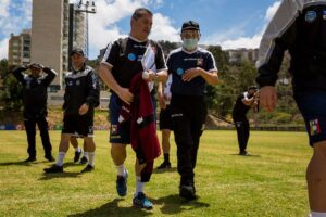 Peseiro resignado por la suspensión de la doble fecha eliminatoria: "Para nosotros cada vez es peor" - AlbertoNews