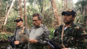 Pleito entre Iván Márquez y "Mordisco" produjo enfrentamientos en Venezuela: Inteligencia colombiana