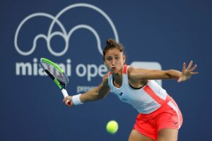 Sorribes Tormo vence en la segunda ronda del Abierto de Miami a la estadounidense Brady - AlbertoNews