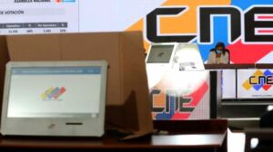 Súmate: El 53,3% de los candidatos a rectores del CNE de Maduro son militantes del PSUV - AlbertoNews