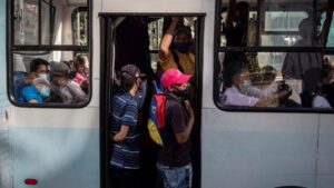David Uzcátegui organiza jornadas de desinfección en Nueva Casarapa
