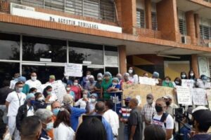 Trabajadores de la salud en Lara protestaron contra el deterioro de condiciones laborales