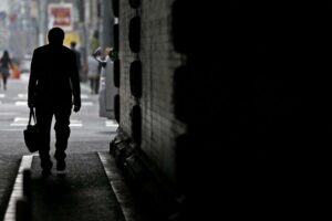 Un país sumergido en la corrupción: 35% de las empresas en Venezuela son extorsionadas - AlbertoNews