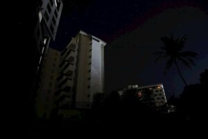 Vecinos de El Paraíso no tienen servicio eléctrico desde la madrugada