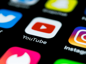 YouTube avisa de que el canal de Trump se restablecerá cuando disminuya el riesgo de violencia - AlbertoNews