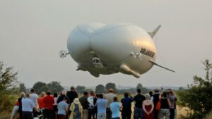 la máquina voladora más grande del mundo medirá 198 metros y funcionará con una pila de hidrógeno