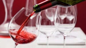 una botella cuesta 340.000 euros