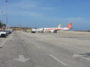 ¡Un negoción!: Pasajeros que ingresen y salgan del país por Maracaibo deben gastar US$140 en pruebas PCR - AlbertoNews