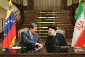 Amistad «indestructible» entre Maduro e Irán: evadir sanciones y enfrentar a EEUU  