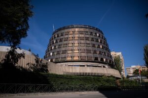 Asociaciones de jueces reprochan al PSOE que proponga una reforma "a la carta" para renovar el Constitucional