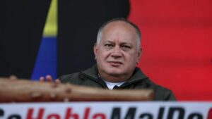 Cabello responsabiliza a Guaidó de "provocar al pueblo en la calle"