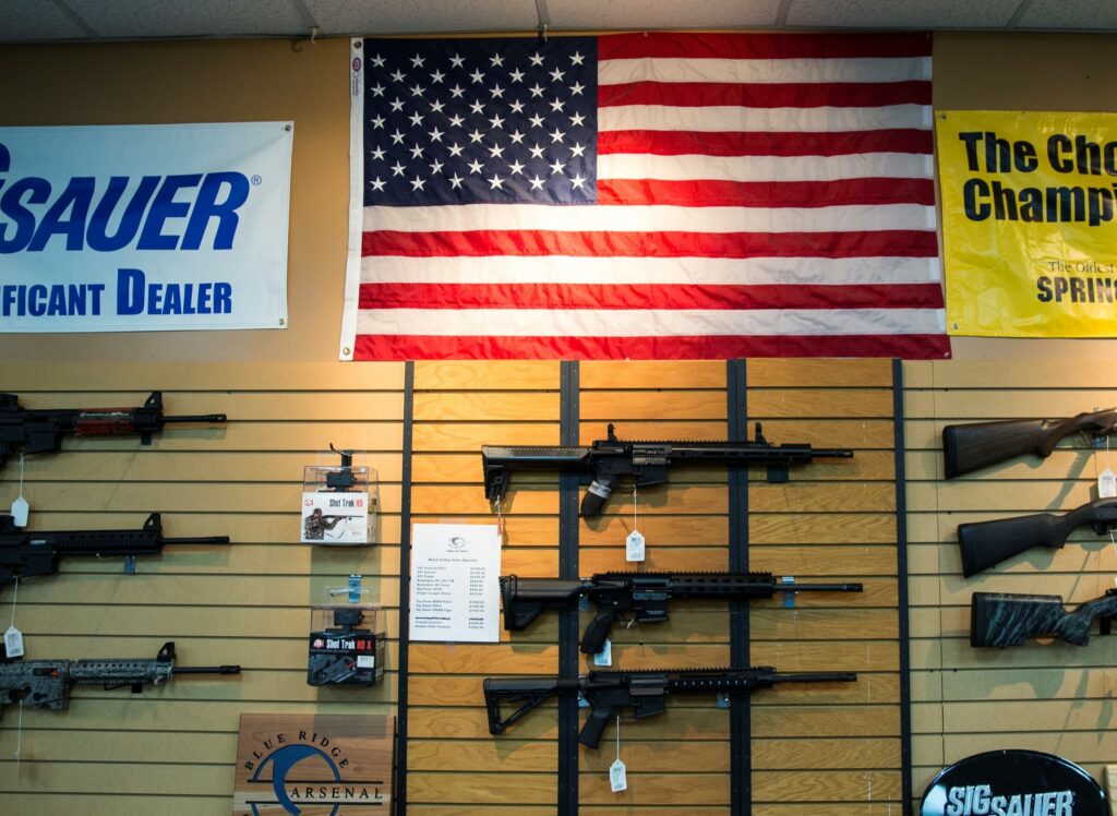 Corte Suprema de EEUU amplia derecho de sus ciudadanos a portar armas en las calles