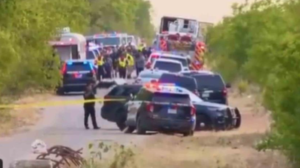 Encuentran al menos 40 migrantes muertos en un camión de carga en San Antonio, Texas