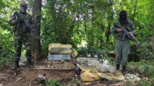 FANB destruye campamentos del narcotráfico en Apure y Zulia