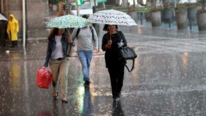 Fuerte tormenta puede impactar el oriente en las “próximas horas”, alertan de “abundante lluvia”