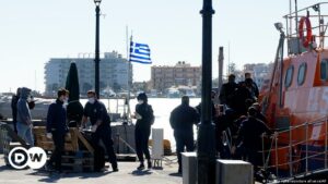 Guardia costera de Grecia rescata a más de 100 migrantes en el mar Egeo | El Mundo | DW