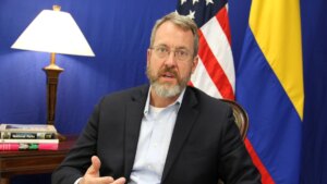 La Administración Biden descarta "por los momentos" volver a Caracas