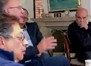 Las claves de los videos de los aliados políticos de Petro que comprometen la legalidad de su campaña en Colombia