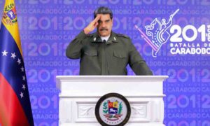Maduro pide "construir" un Ejército unido con los ciudadanos