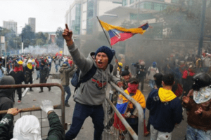 Manifestantes y Gobierno de Ecuador acceden a crear una mesa de negociación