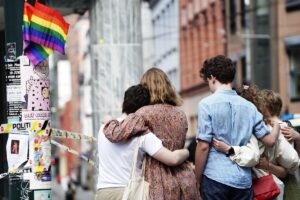 Noruega se pone en alerta máxima terrorista tras el ataque contra el club LGBTI