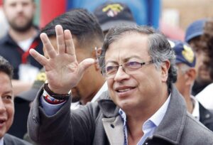 Petro insiste en intento de fraude en elecciones colombianas tras votar