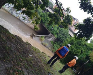 Protección Civil Chacao monitorea el río Guaire y quebradas ante constantes precipitaciones
