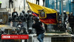 Protestas en Ecuador: el gobierno deroga el estado de excepción mientras el Congreso discute la destitución del presidente