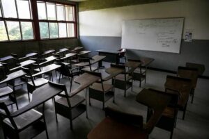 Fundaredes: Renuncias de docentes en escuelas públicas alcanza 50%