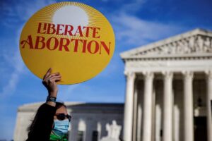 Tres estados de EE UU prohibieron el aborto tras fallo del Supremo