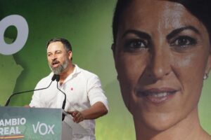 Vox tiene un crecimiento limitado y fracasa en su órdago de condicionar el Gobierno andaluz del PP