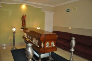 Alertan sobre proliferación de servicios funerarios ilegales en el país