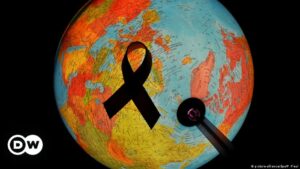 Bajan las muertes anuales por sida en el mundo, pero suben en Latinoamérica | El Mundo | DW