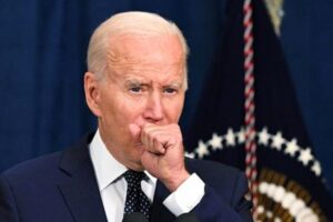Biden reapareció con tos en reunión virtual tras dar positivo para COVID-19