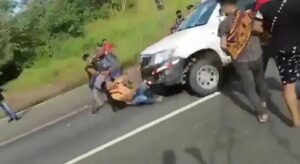 Camión ignora barrera humana y arrolla a manifestantes en Panamá