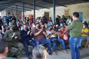 Chavismo adelanta elecciones de Consejos Comunales y exhorta a pesuvistas a dominarlos  
