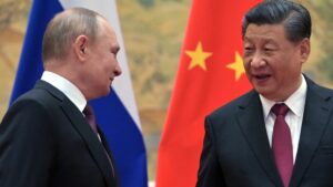 China carga contra el "vasallaje" de Europa hacia EEUU