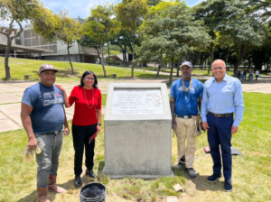 Delcy y Jorge Rodríguez acudieron a la UCV para presentar la placa en honor a su padre
